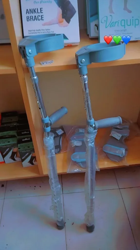 Elbow crutches