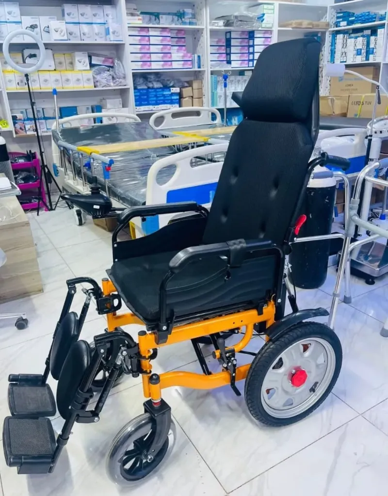 Reclining wheelchair